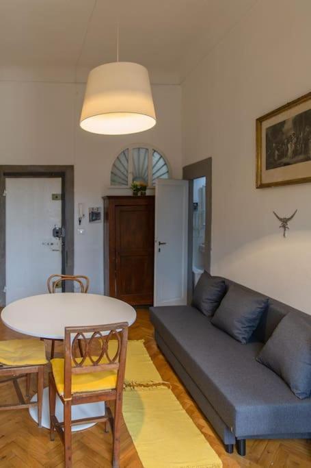 Elegant Apartment Outside Ztl & 10Min From Center Florenz Exterior foto