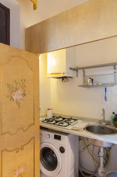 Elegant Apartment Outside Ztl & 10Min From Center Florenz Exterior foto